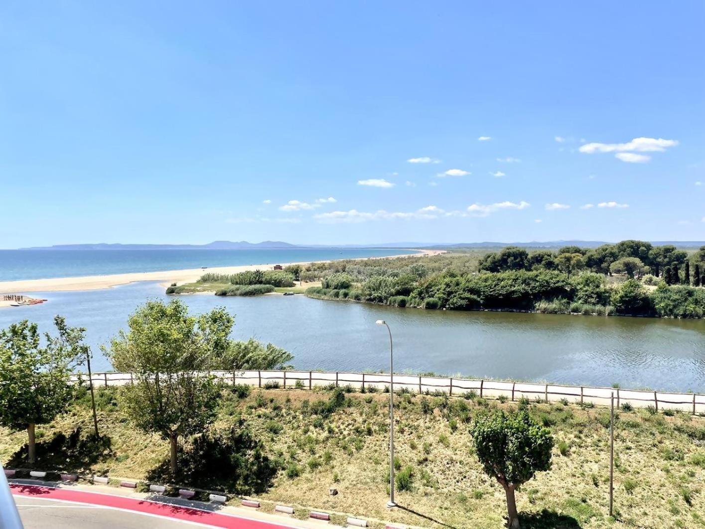 33Apartamento Soleado De Dos Habitaciones Empuriabrava Dış mekan fotoğraf